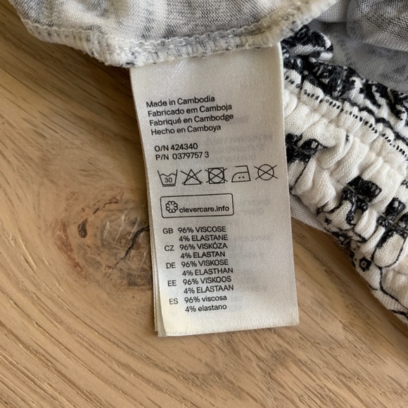 H&M Coachella Off The Shoulder Top - Picture 3 of 4